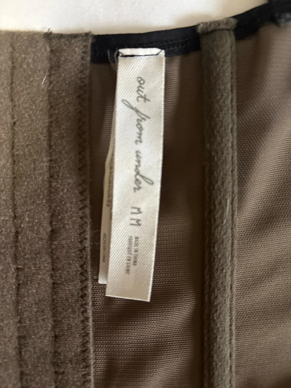 UO Out from Under size M, NWOT - Picture 12 of 15
